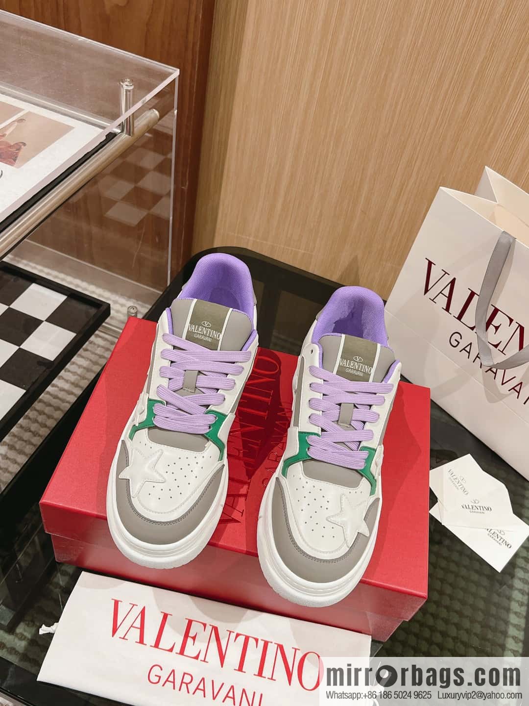 🐰🐰Valentino 2023 early autumn new star shoes Wang Hedi Ren Jialun star the same style