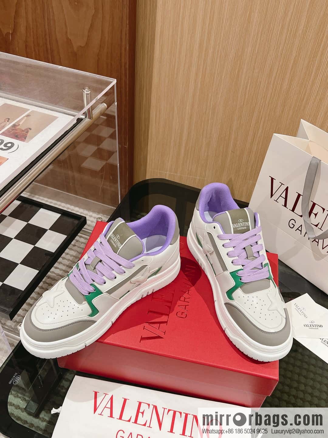 🐰🐰Valentino 2023 early autumn new star shoes Wang Hedi Ren Jialun star the same style