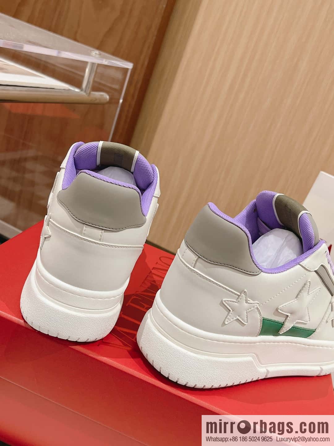 🐰🐰Valentino 2023 early autumn new star shoes Wang Hedi Ren Jialun star the same style