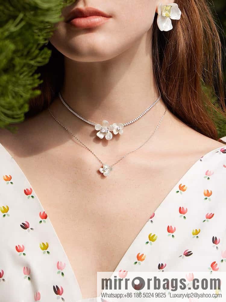 ☀️ HEFANG WHERE freesia necklace