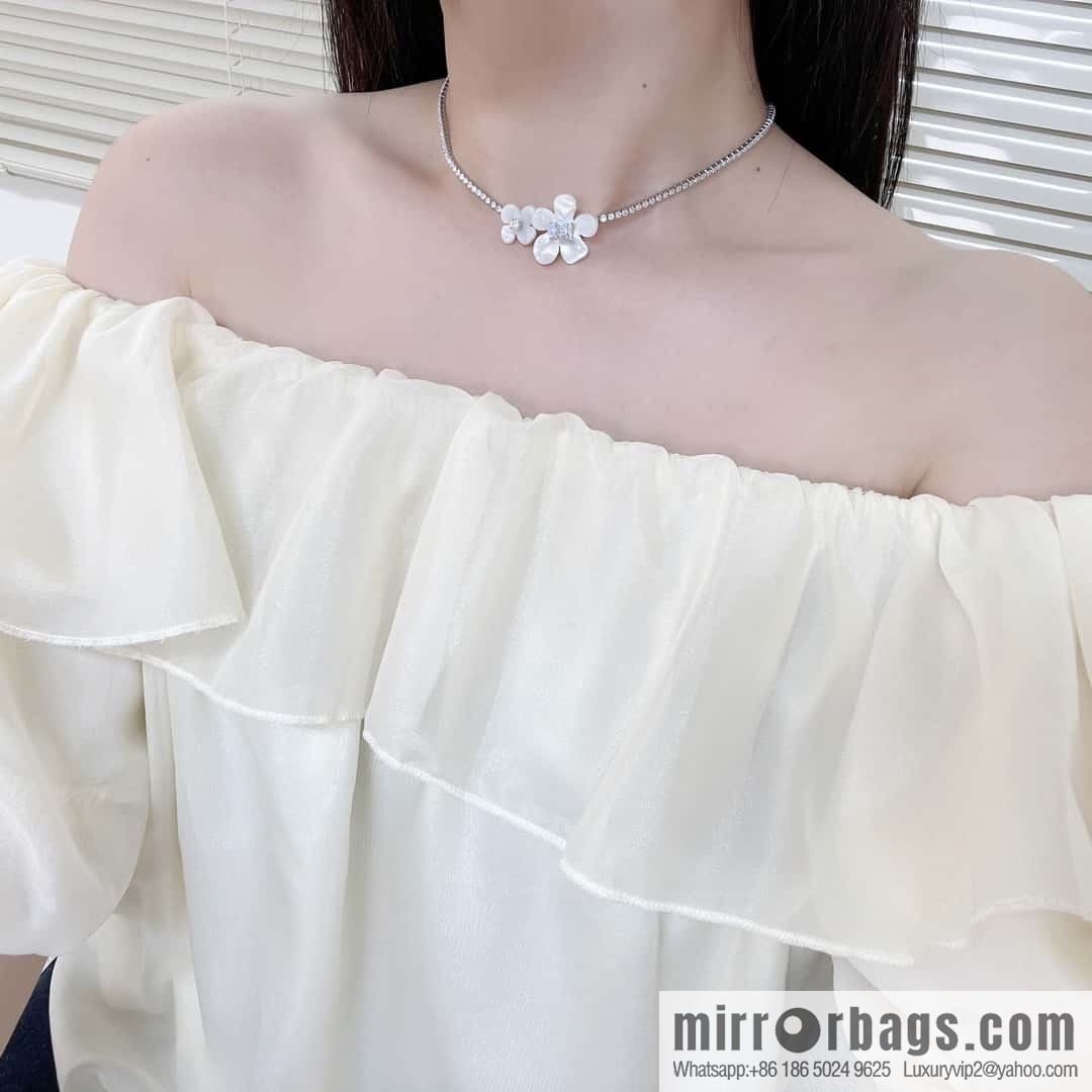 ☀️ HEFANG WHERE freesia necklace