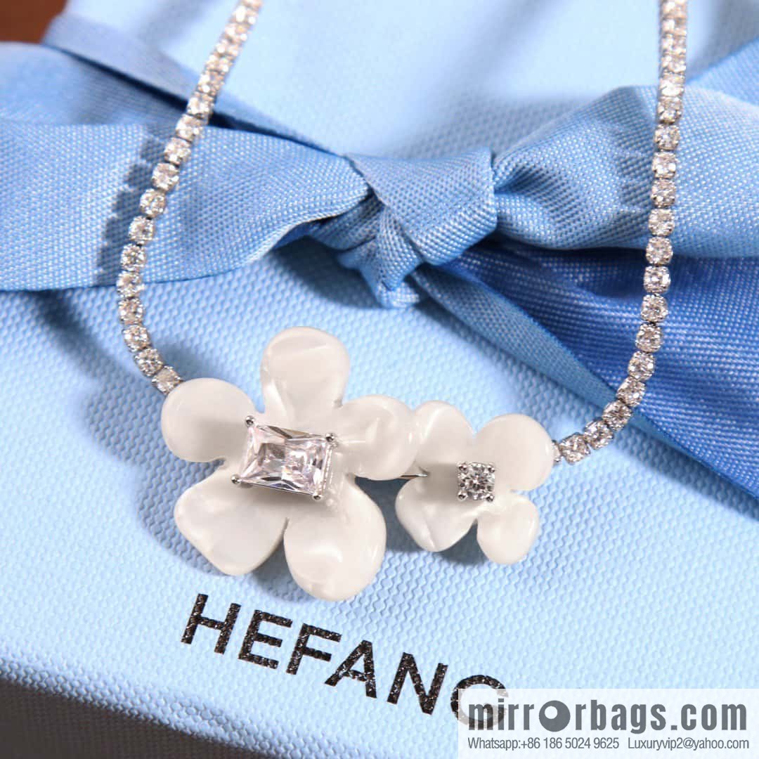 ☀️ HEFANG WHERE freesia necklace