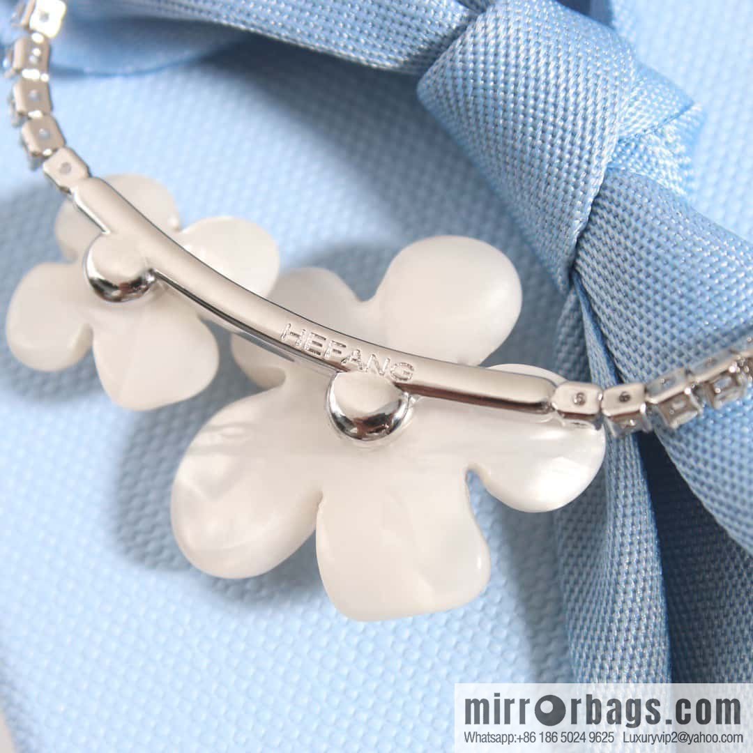 ☀️ HEFANG WHERE freesia necklace