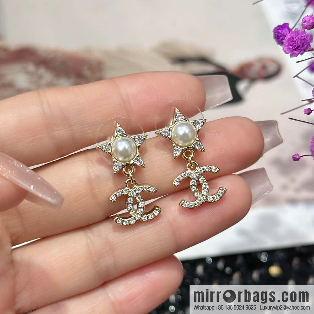 ☀️New ☑️ Chanel c2 double C pentagram ⭐ star stud earrings ☀️