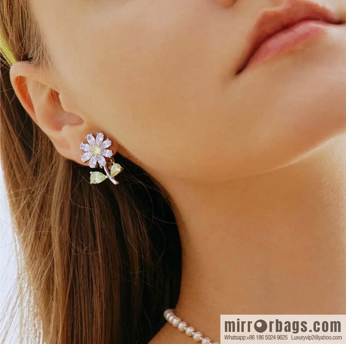 HEFANG little daisy flower stud earrings