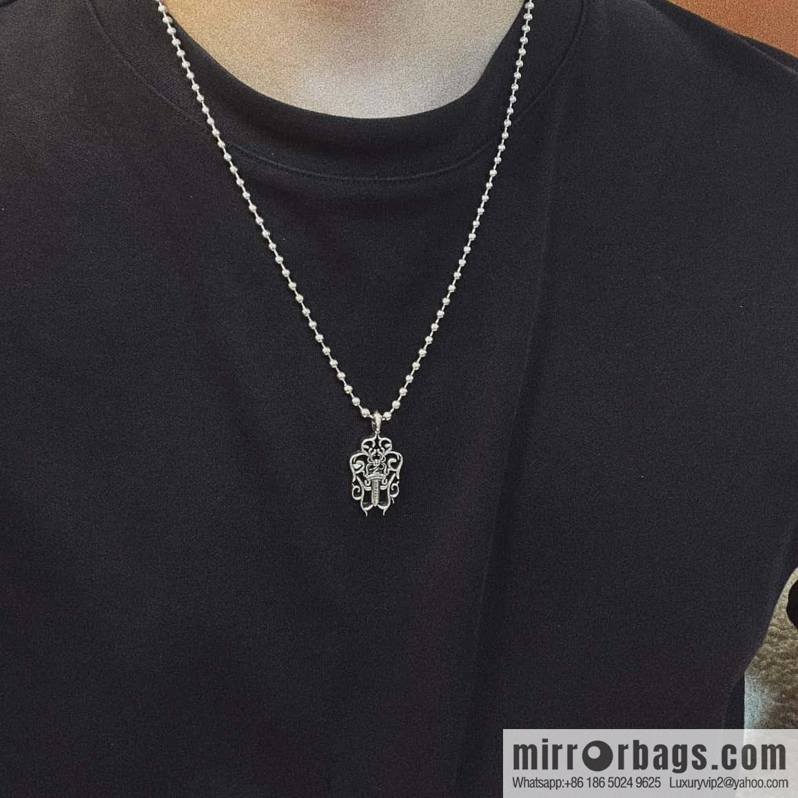 ☀New Croxin sword necklace ☀️ size 60cm pendant 3cm ☀