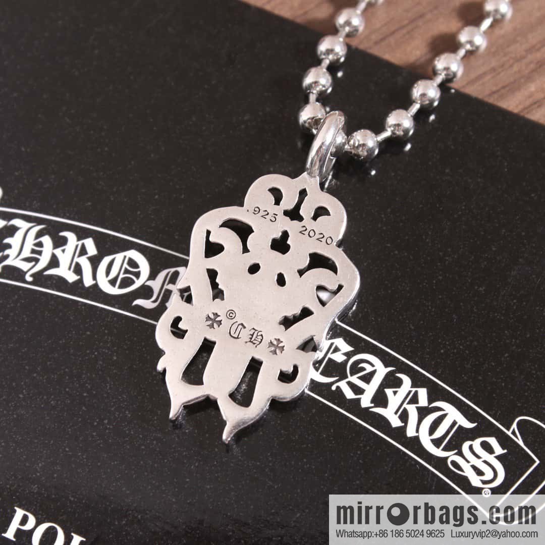 ☀New Croxin sword necklace ☀️ size 60cm pendant 3cm ☀