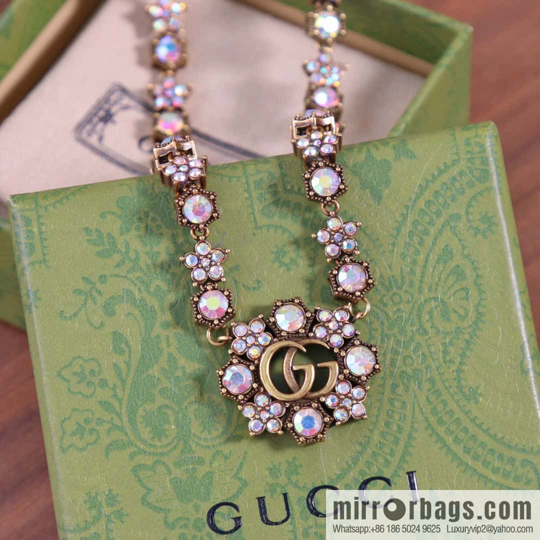 ☀️New Gucci Gucci double G full diamond necklace ☀️