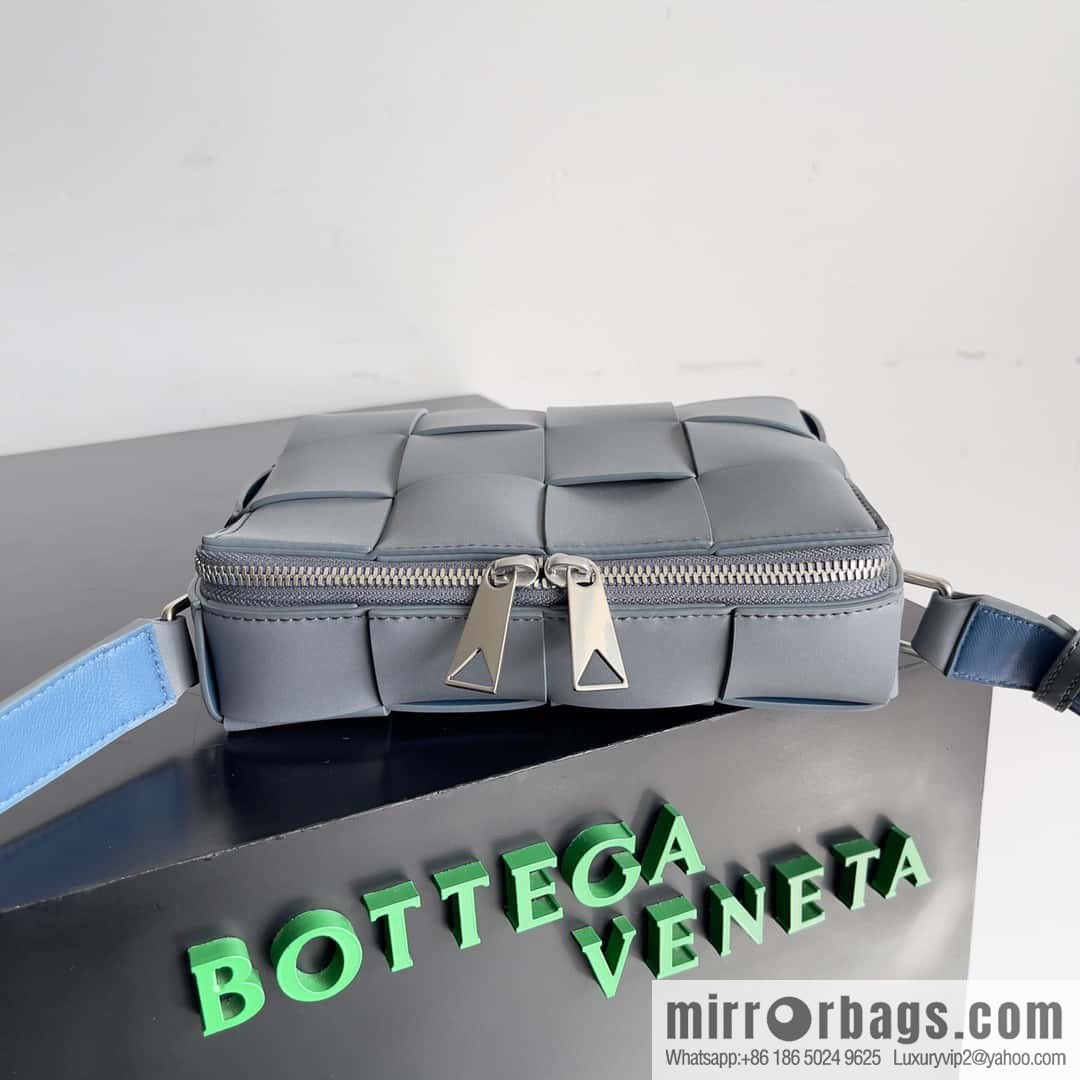 BV Men's Camera Bag BV Men's 2023 SS Pre Spring New Camera, Model Number: 730027
