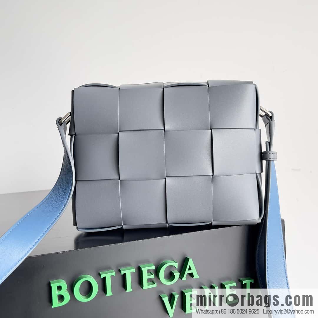 BV Men's Camera Bag BV Men's 2023 SS Pre Spring New Camera, Model Number: 730027