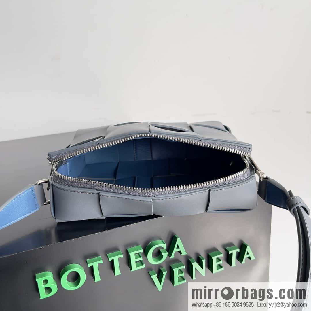 BV Men's Camera Bag BV Men's 2023 SS Pre Spring New Camera, Model Number: 730027