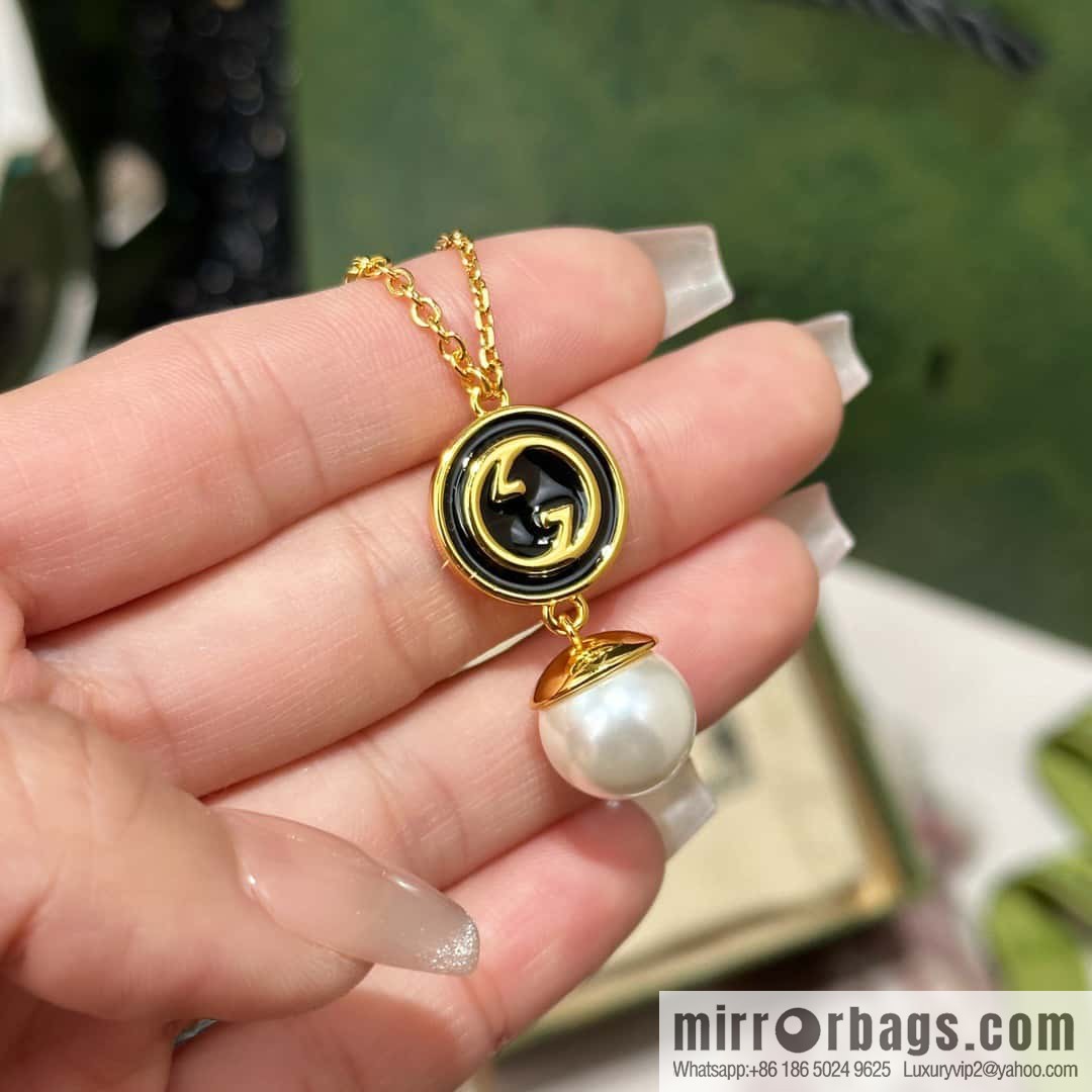 ❗️New ❗️ ☀ new Gucci Gucci double G pearl stud earrings necklace ☀