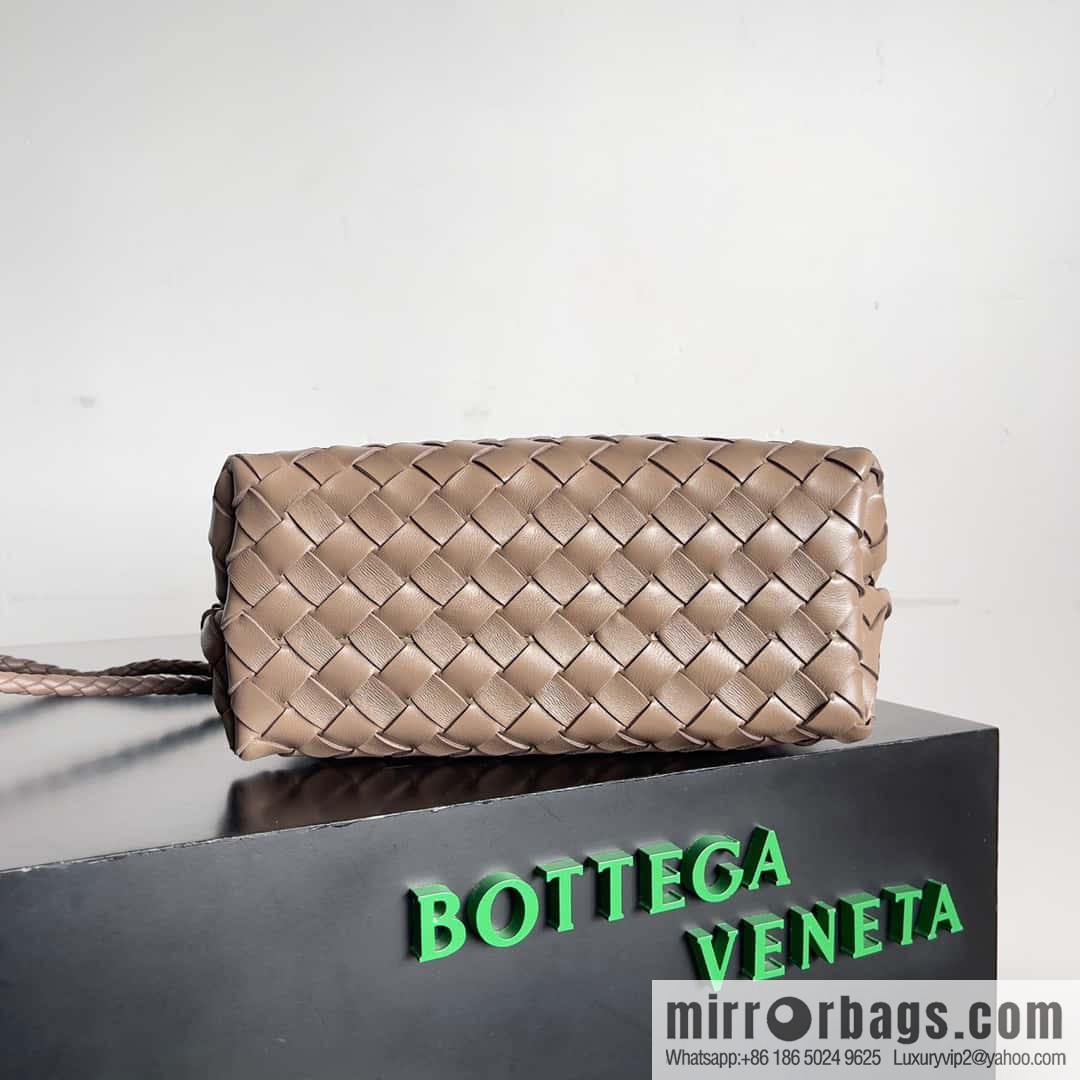 BV's 2023 new Andiamond tote bag small model number: 743568 khaki