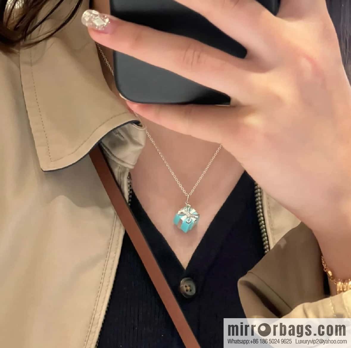 ❗️New ❗️ New ☑️ TIFFANY & Co. gift box necklace