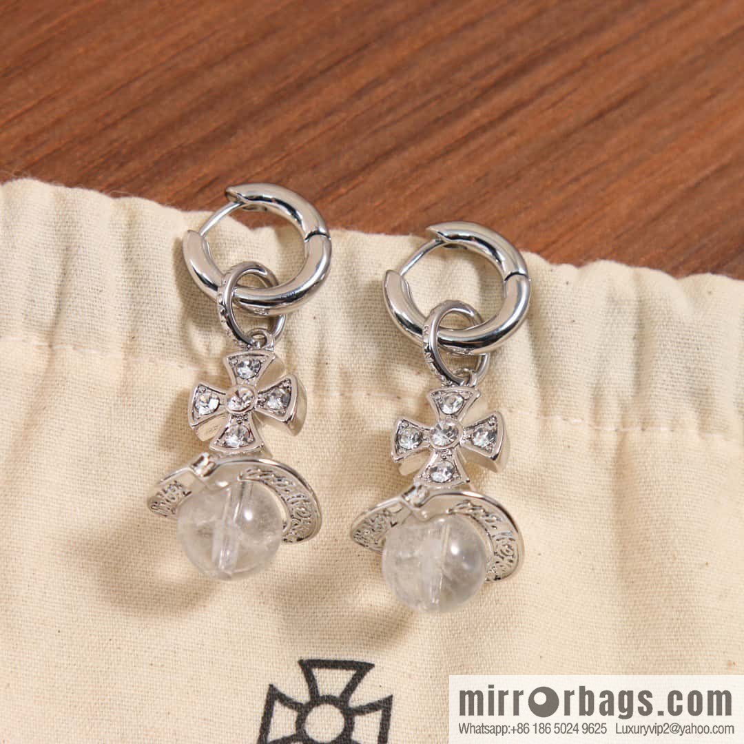 New ☑️ Vivienne Westwood Queen Mother Saturn stud earrings