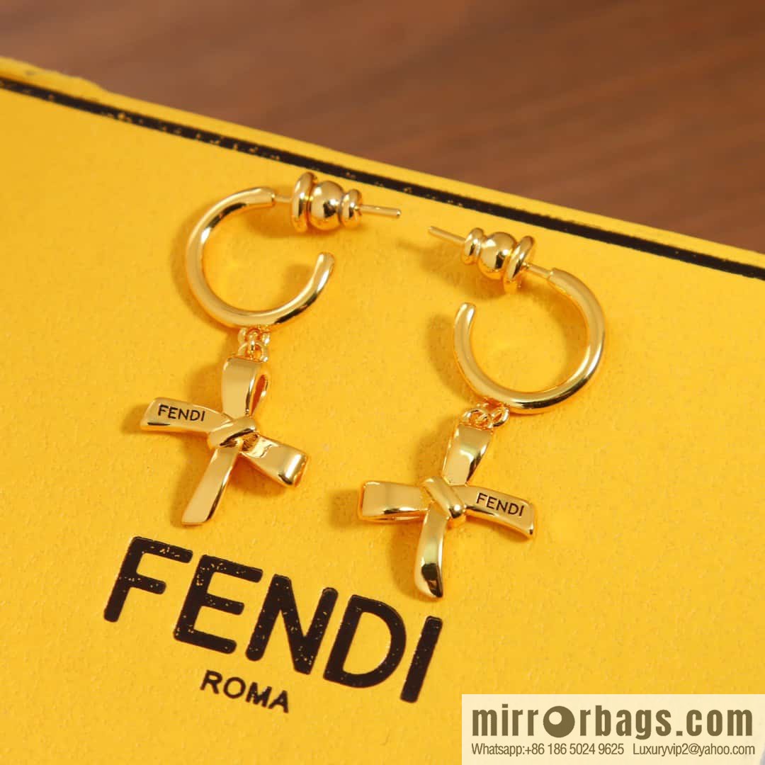 ☀New Fendi Fendi bow stud earrings ☀