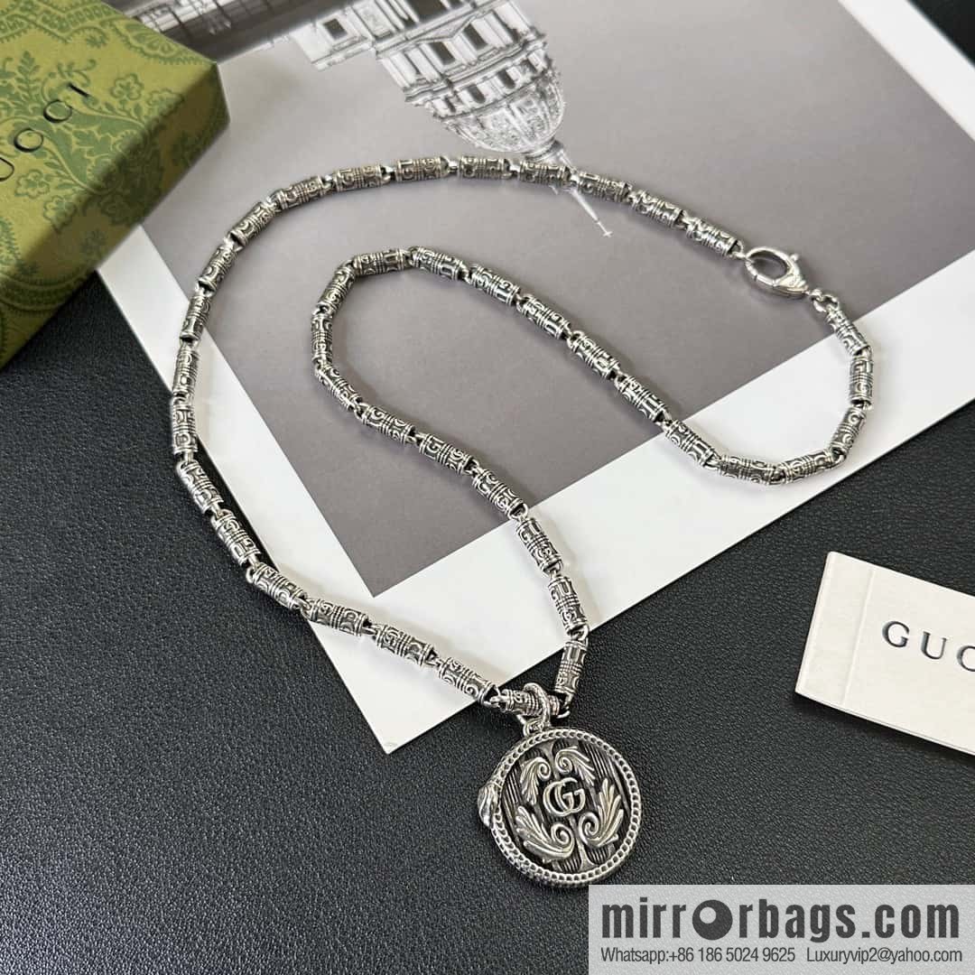 ❗️New ❗️ ☀ New Gucci Gucci Double G Necklace ☀