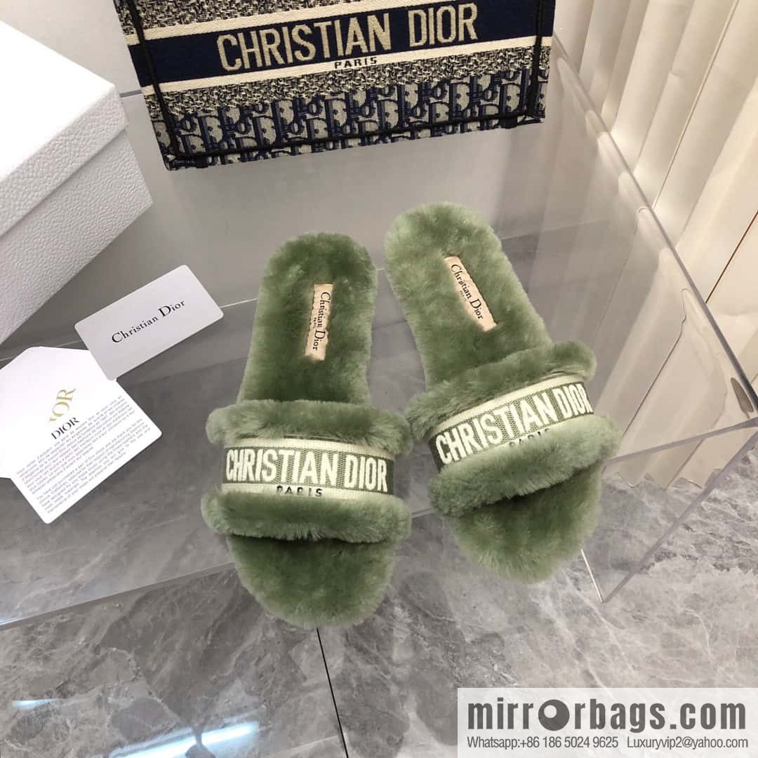 🐰🐰New color 2023-CD wool mop embroidered slippers series