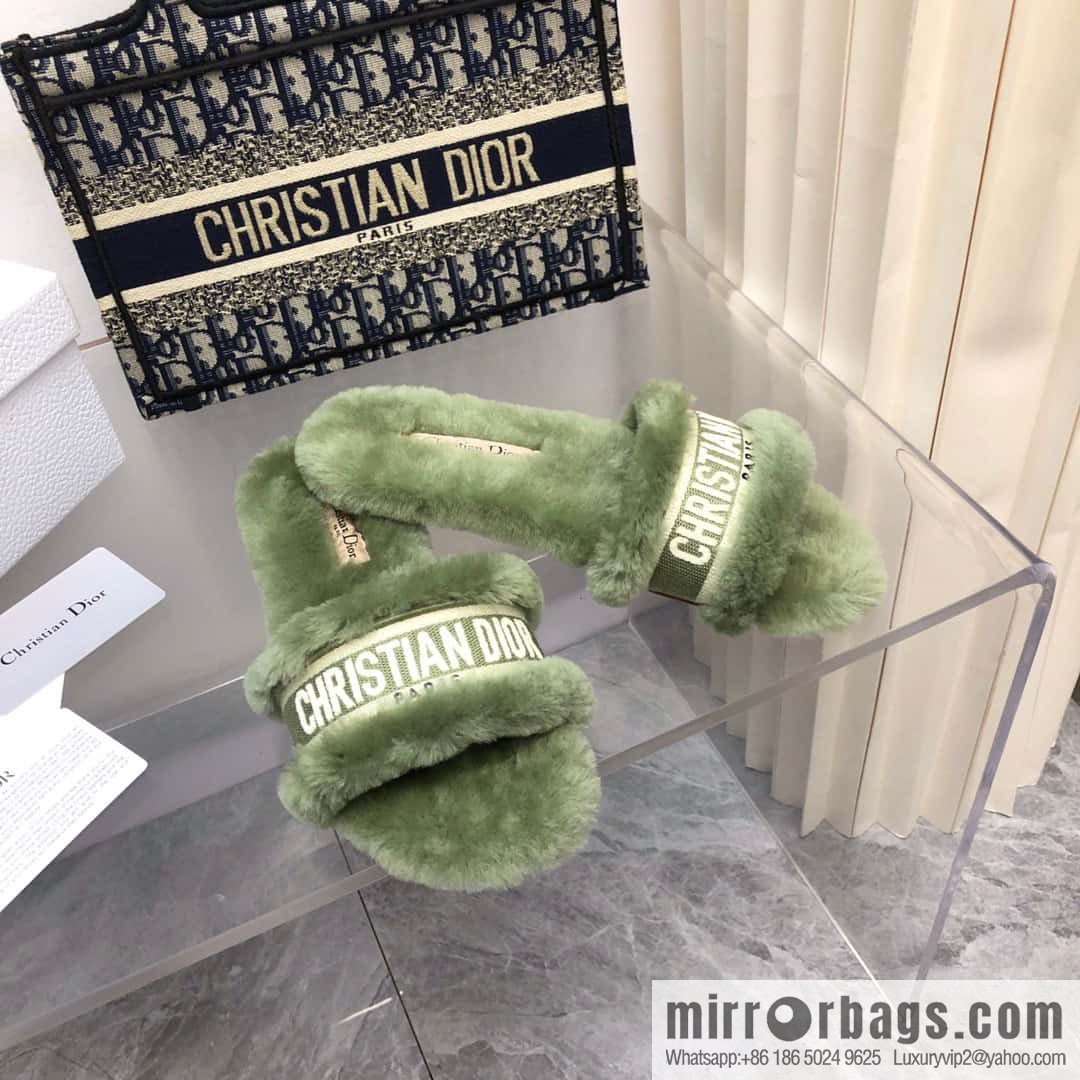 🐰🐰New color 2023-CD wool mop embroidered slippers series