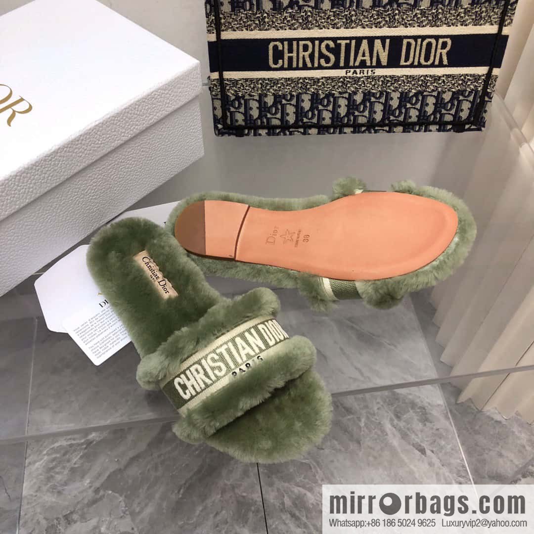 🐰🐰New color 2023-CD wool mop embroidered slippers series