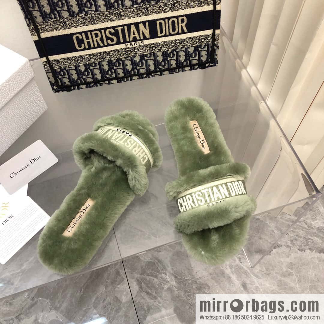 🐰🐰New color 2023-CD wool mop embroidered slippers series