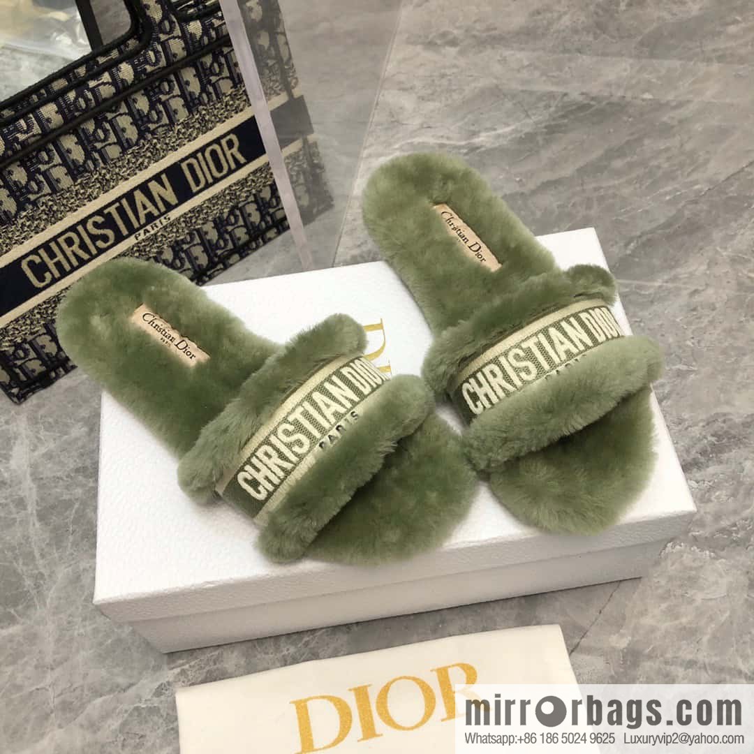 🐰🐰New color 2023-CD wool mop embroidered slippers series