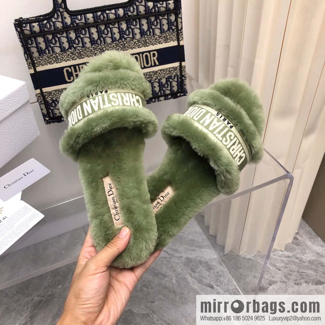🐰🐰New color 2023-CD wool mop embroidered slippers series
