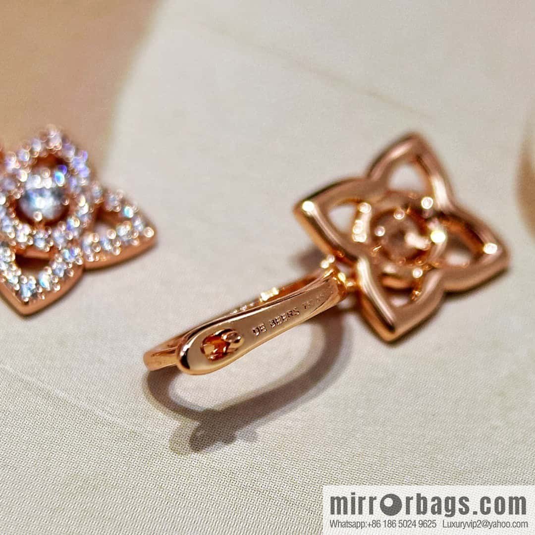 ❗️New ❗️ New ☑️ De Beers De Beers Mini Lotus Lotus Stud Earrings
