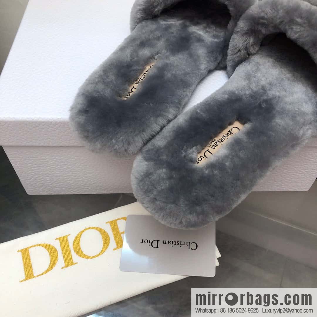 🐰🐰New color 2023-CD wool mop embroidered slippers series