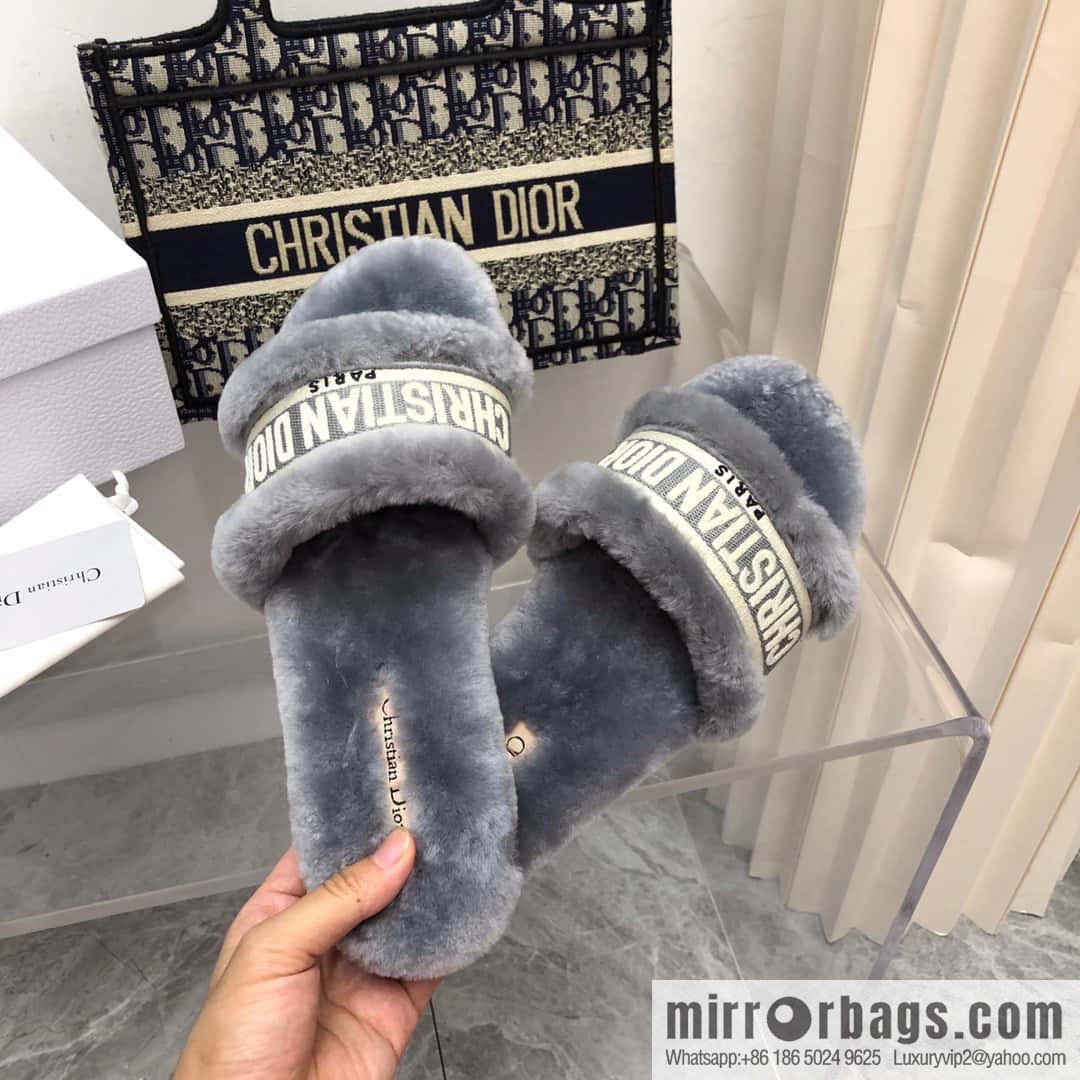 🐰🐰New color 2023-CD wool mop embroidered slippers series