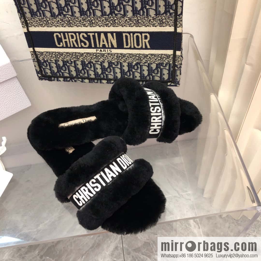 🐰🐰New color 2023-CD wool mop embroidered slippers series