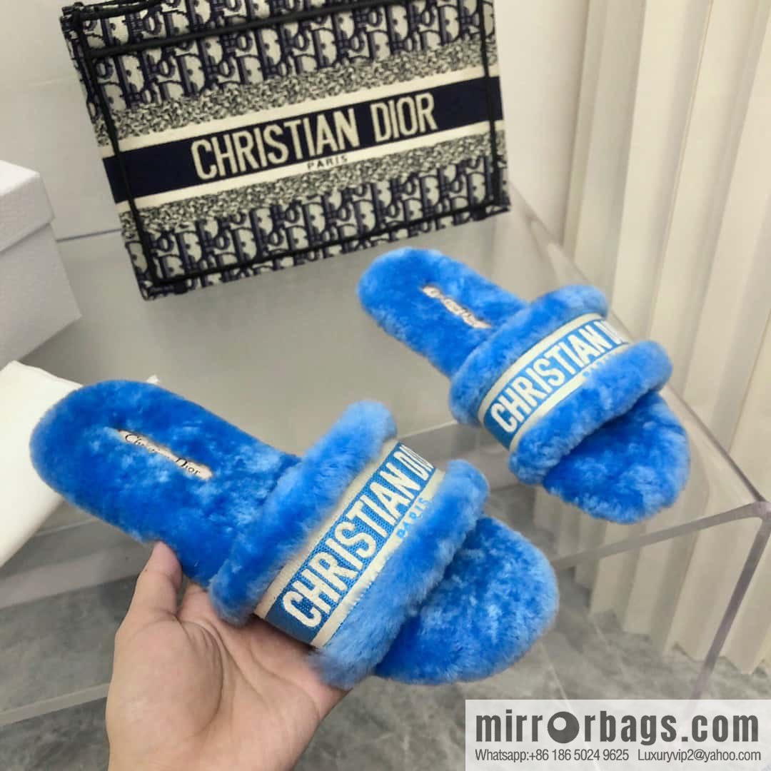 🐰🐰New color 2023-CD wool mop embroidered slippers series