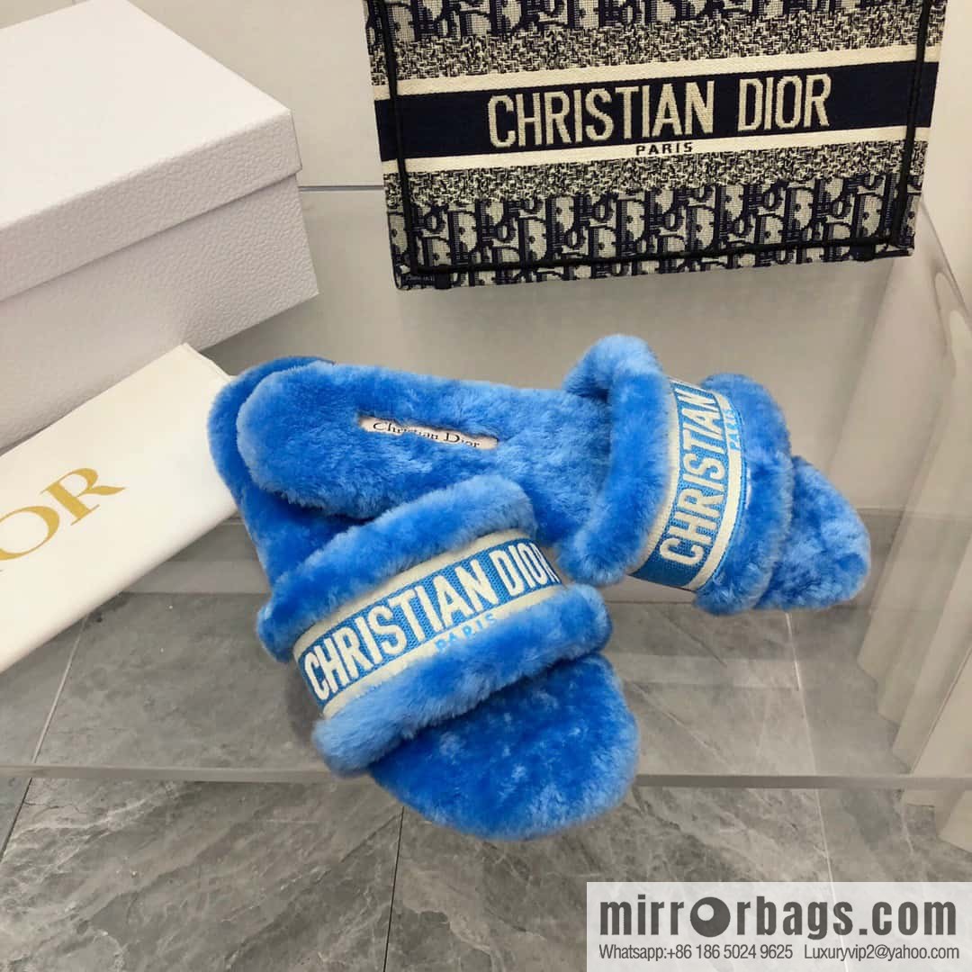 🐰🐰New color 2023-CD wool mop embroidered slippers series