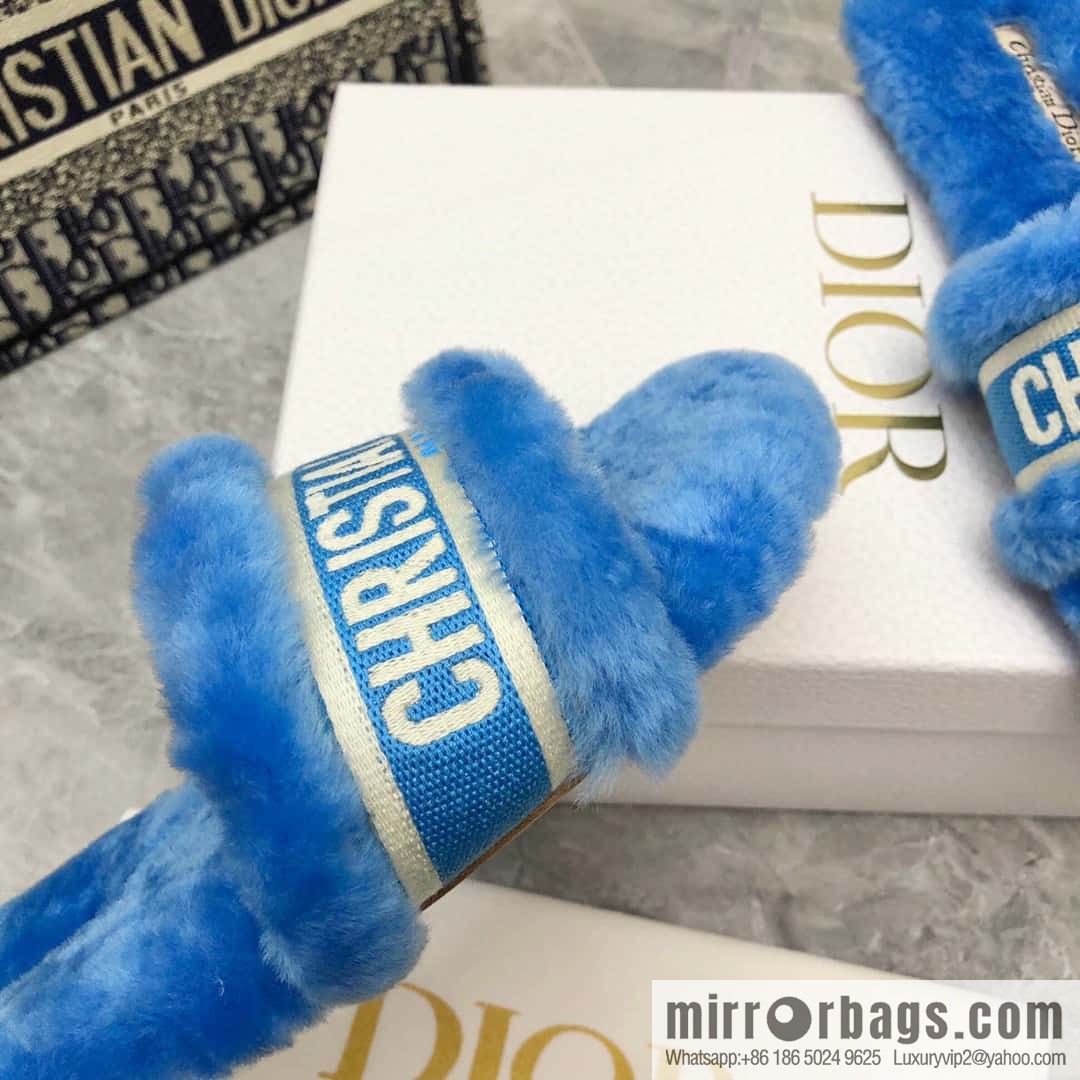 🐰🐰New color 2023-CD wool mop embroidered slippers series