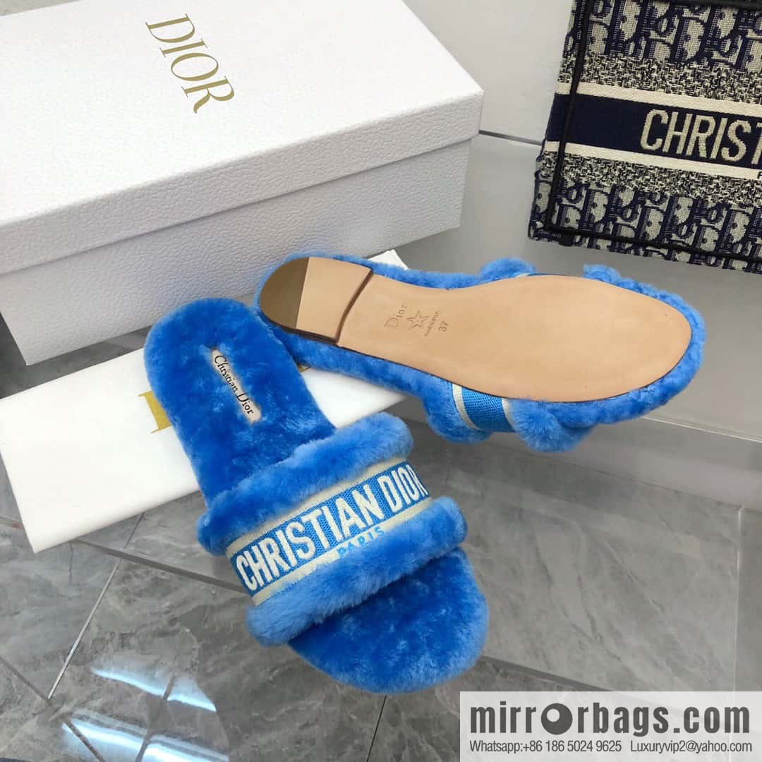 🐰🐰New color 2023-CD wool mop embroidered slippers series
