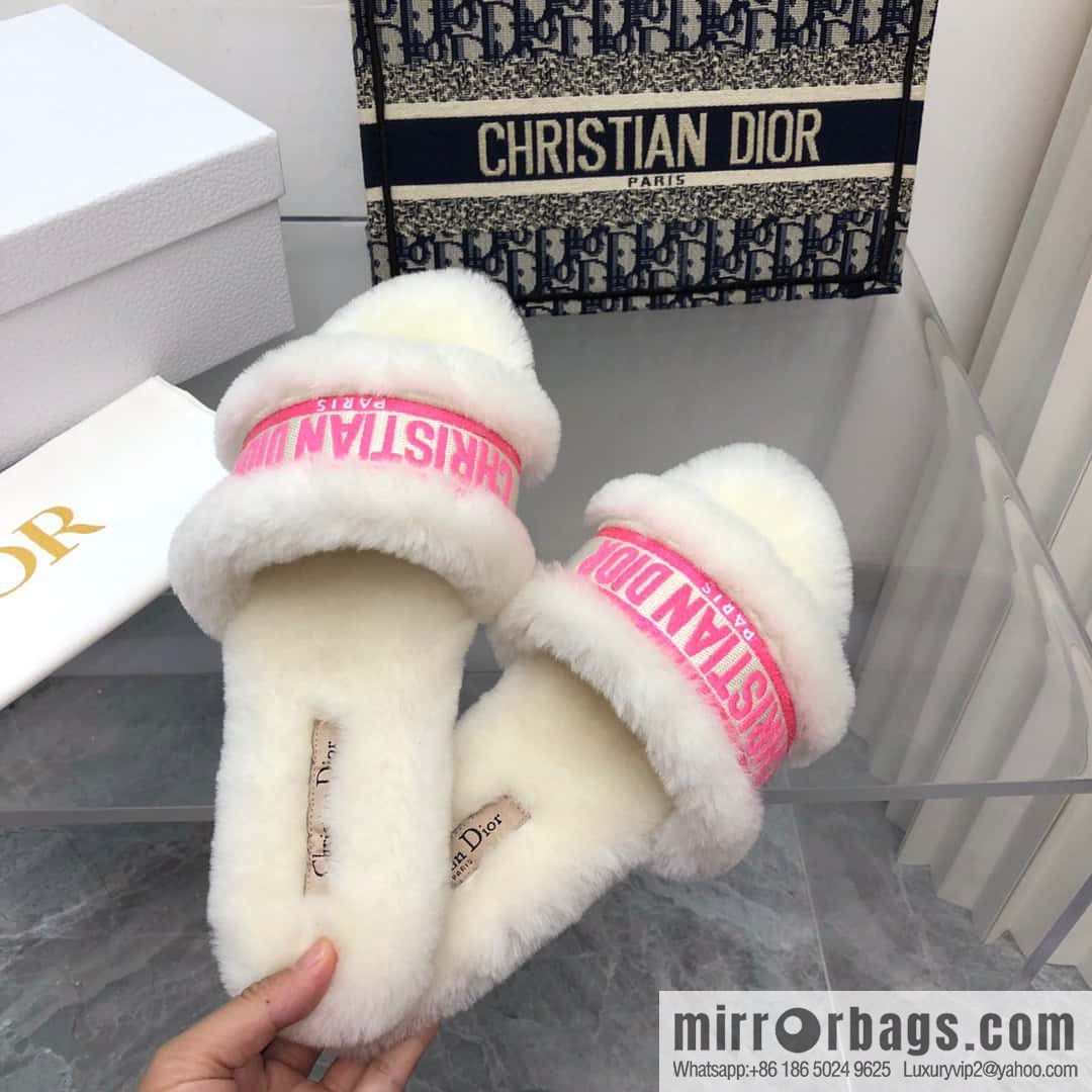 🐰🐰New color 2023-CD wool mop embroidered slippers series