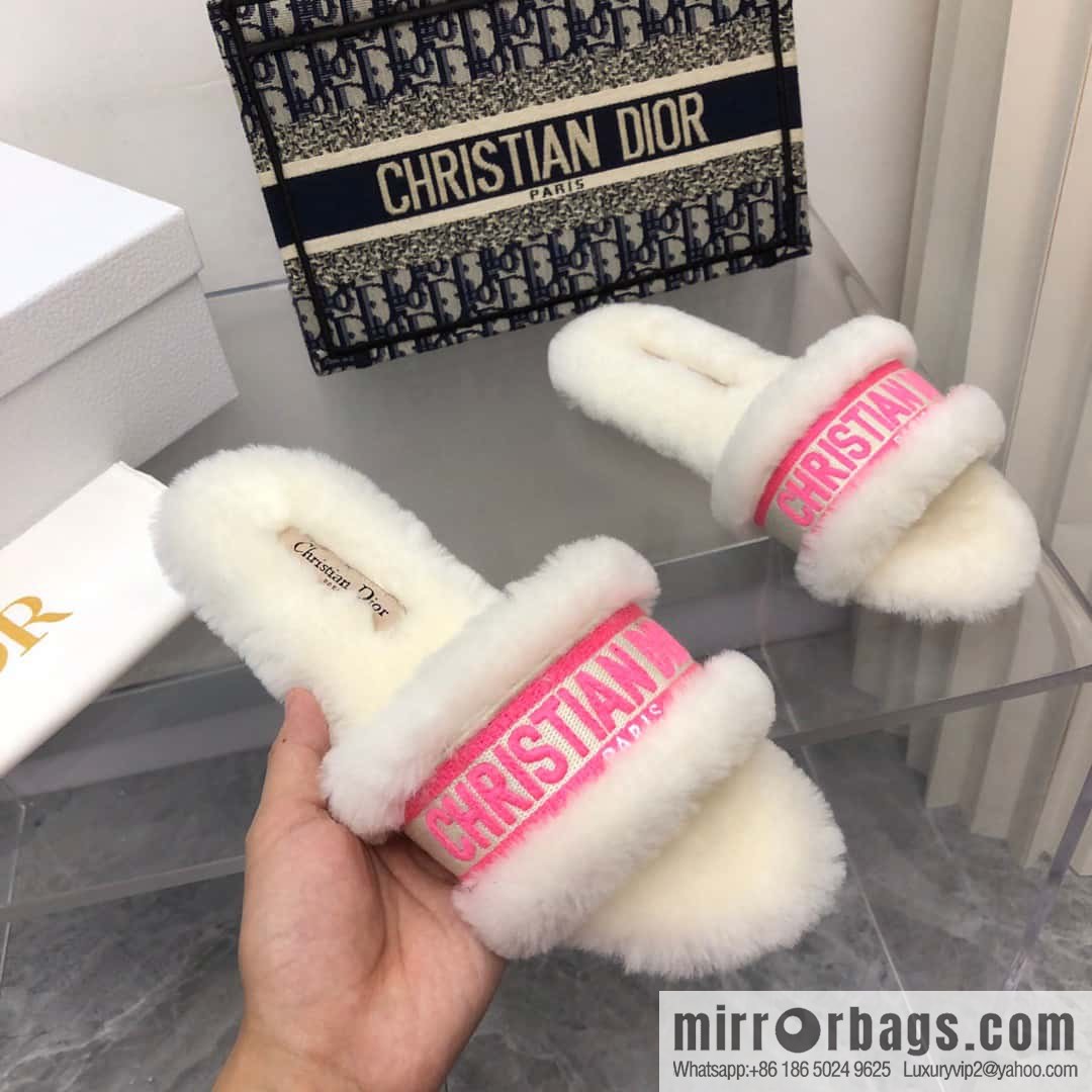 🐰🐰New color 2023-CD wool mop embroidered slippers series
