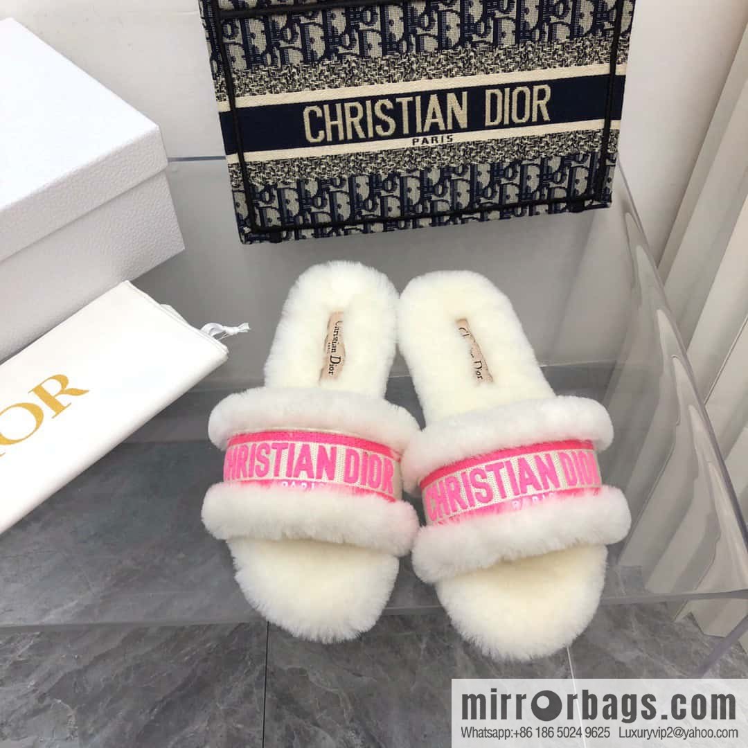🐰🐰New color 2023-CD wool mop embroidered slippers series