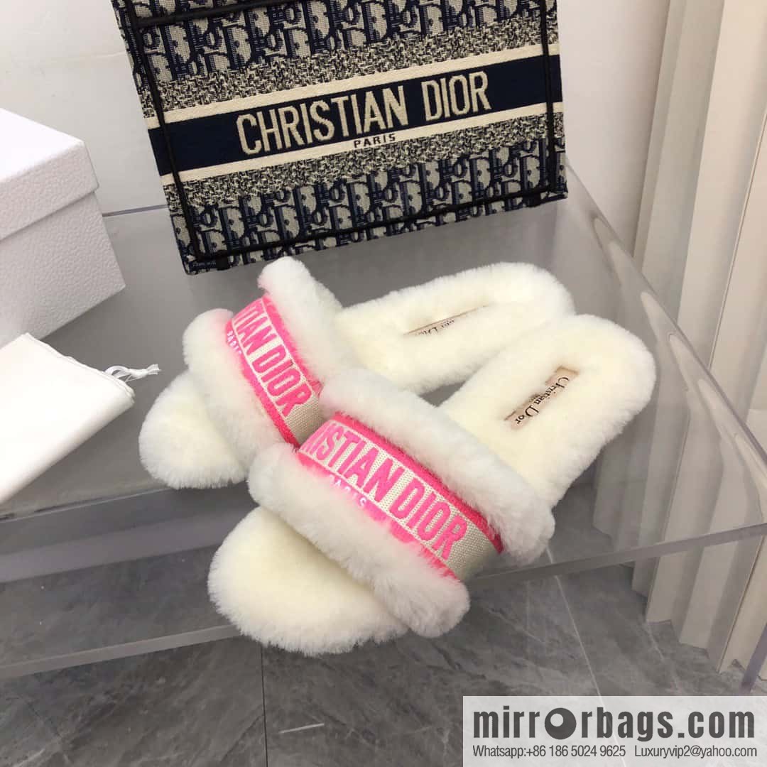 🐰🐰New color 2023-CD wool mop embroidered slippers series