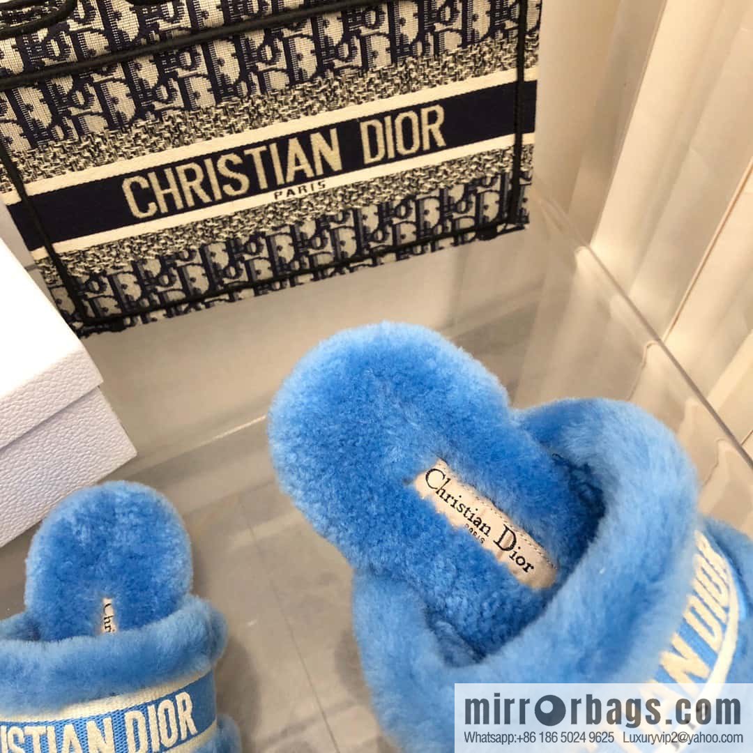 🐰🐰2023-Dior/Dior, white embroidered striped logo velvet one-word flat slippers autumn and winter new wool slippers