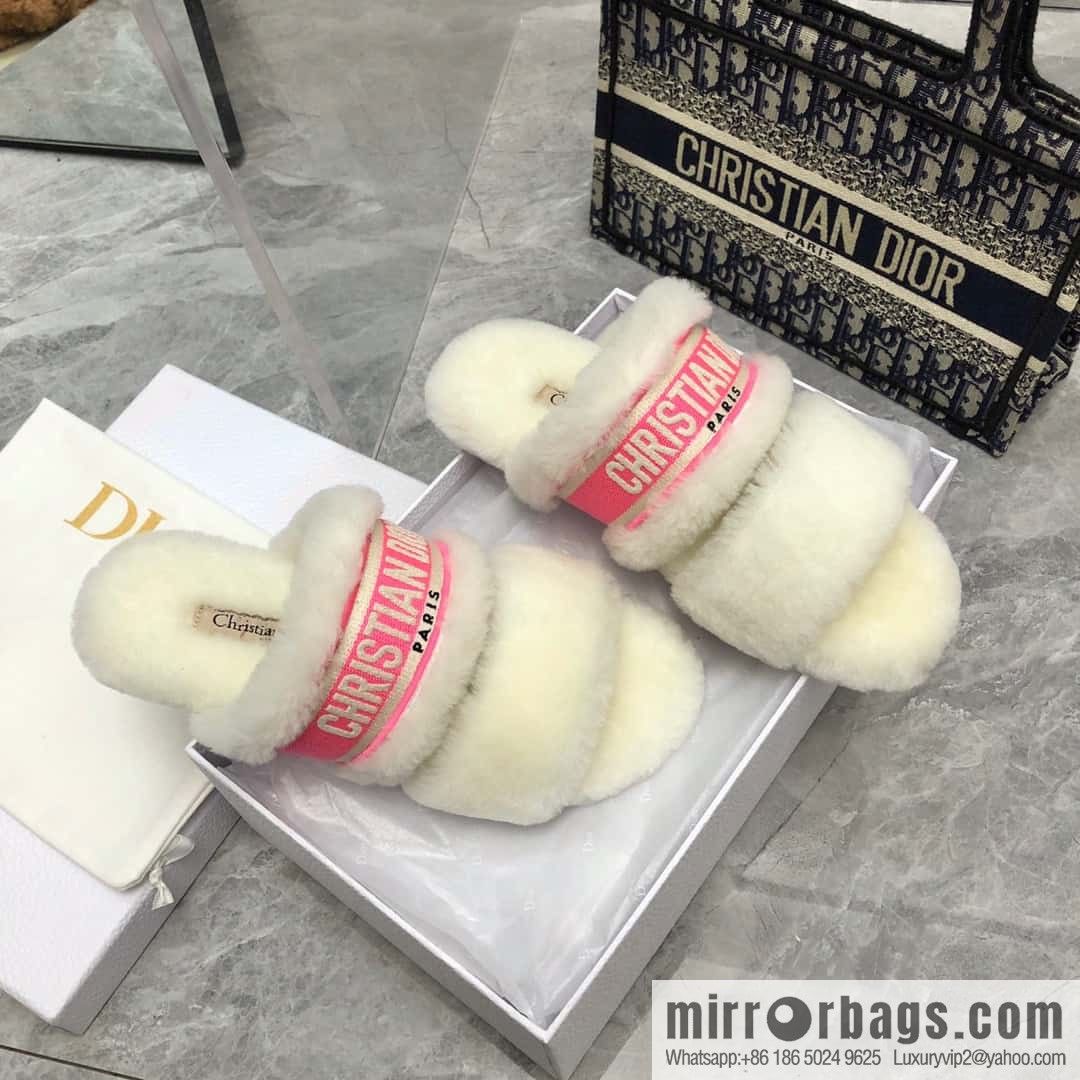 🐰🐰2023-Dior/Dior, white embroidered striped logo velvet one-word flat slippers autumn and winter new wool slippers