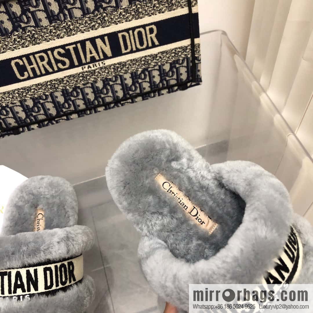 🐰🐰2023-Dior/Dior, white embroidered striped logo velvet one-word flat slippers autumn and winter new wool slippers