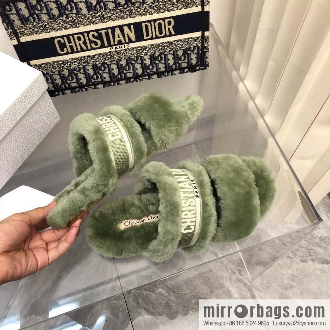 🐰🐰2023-Dior/Dior, white embroidered striped logo velvet one-word flat slippers autumn and winter new wool slippers