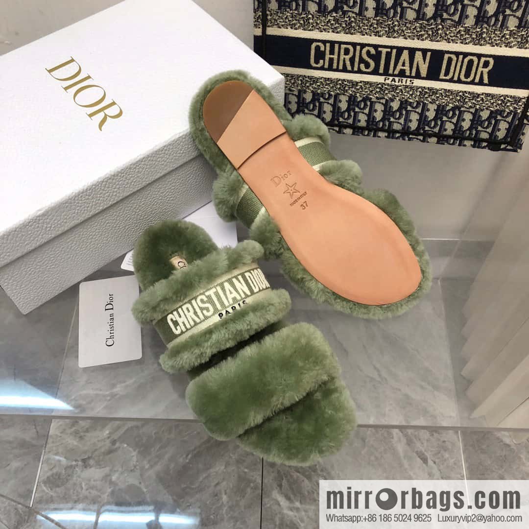 🐰🐰2023-Dior/Dior, white embroidered striped logo velvet one-word flat slippers autumn and winter new wool slippers