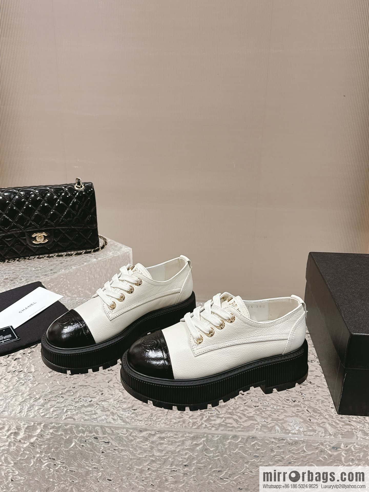 🐰🐰𝐂𝐡*𝐧𝐞𝐥 23 popular [genuine grade] version of the coolest short boots, locomotive boots, loafers