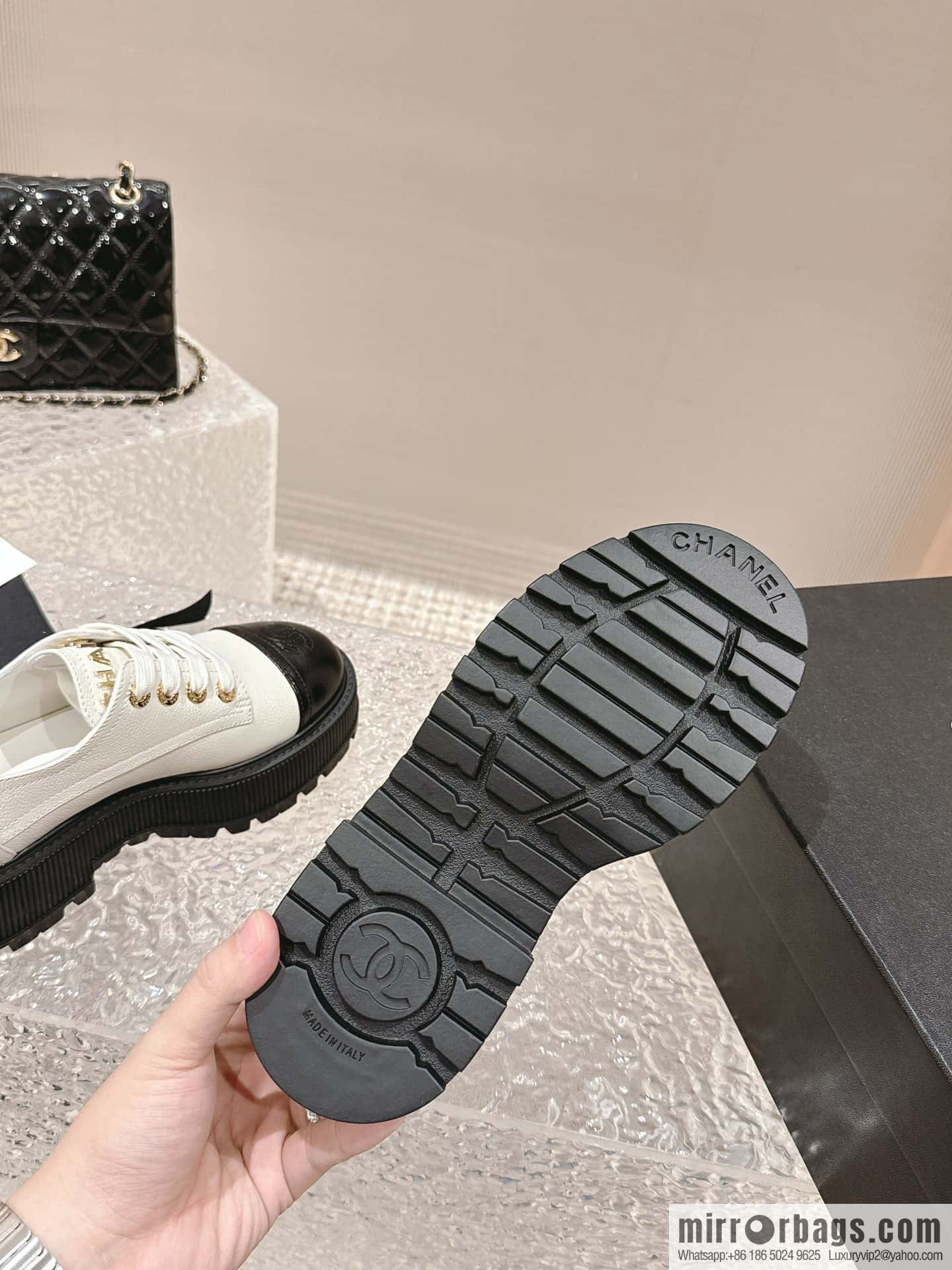 🐰🐰𝐂𝐡*𝐧𝐞𝐥 23 popular [genuine grade] version of the coolest short boots, locomotive boots, loafers