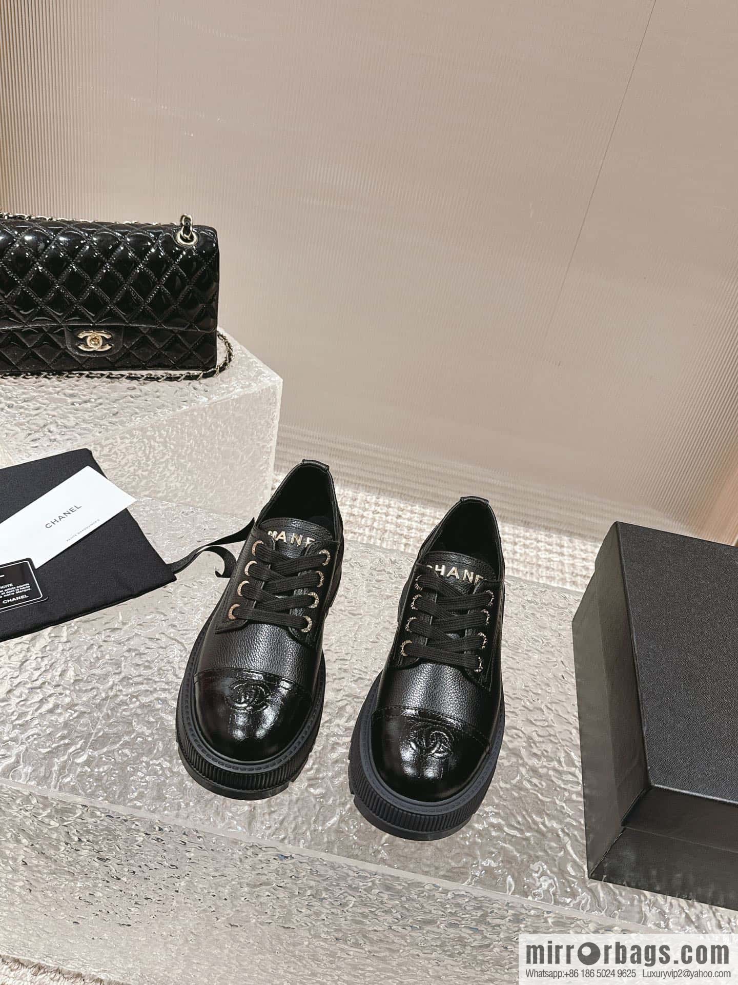 🐰🐰𝐂𝐡*𝐧𝐞𝐥 23 popular [genuine grade] version of the coolest short boots, locomotive boots, loafers