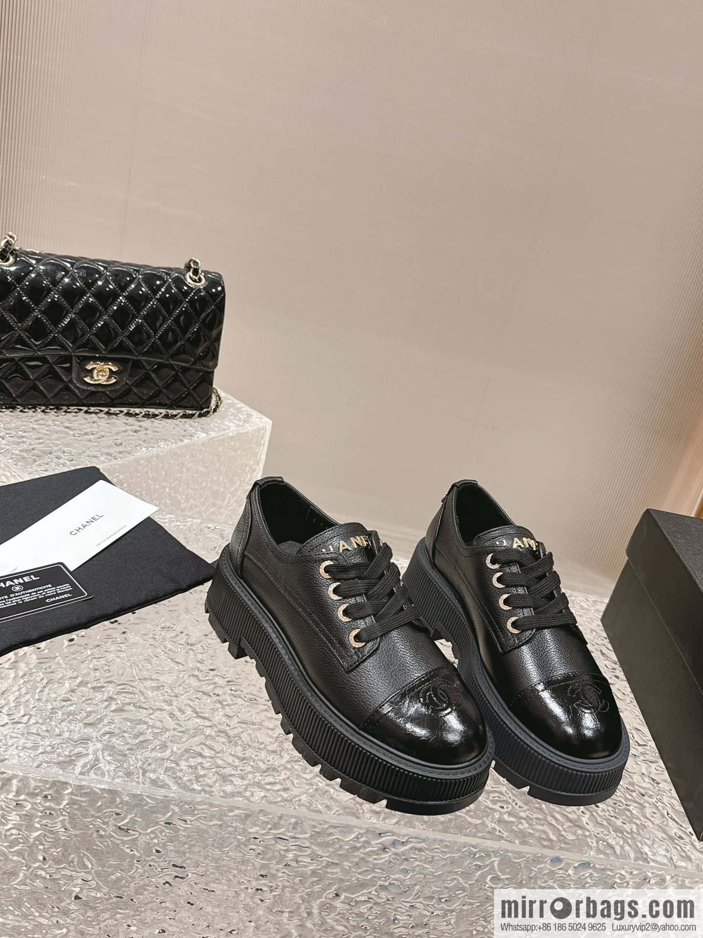 🐰🐰𝐂𝐡*𝐧𝐞𝐥 23 popular [genuine grade] version of the coolest short boots, locomotive boots, loafers