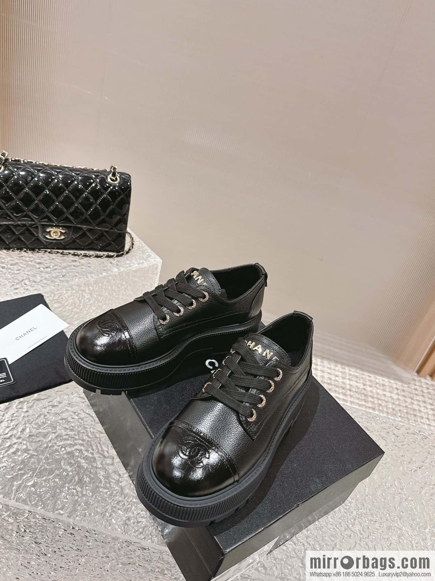 🐰🐰𝐂𝐡*𝐧𝐞𝐥 23 popular [genuine grade] version of the coolest short boots, locomotive boots, loafers