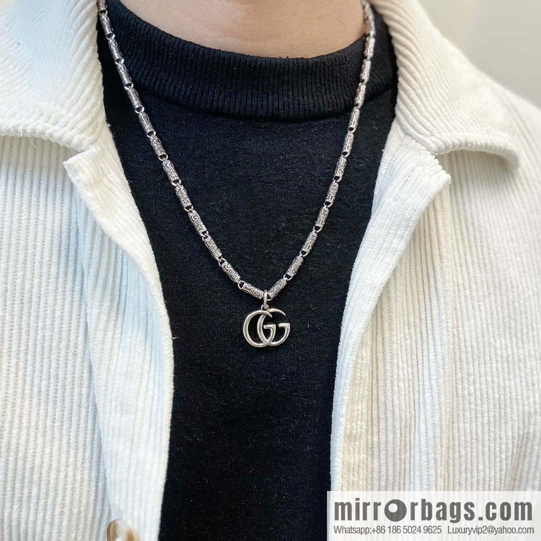 ❗️New ❗️ ☀ New Gucci Gucci Double G Necklace ☀